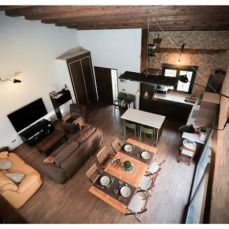 La Canciella De Chalé Mijares (Castile and Leon)